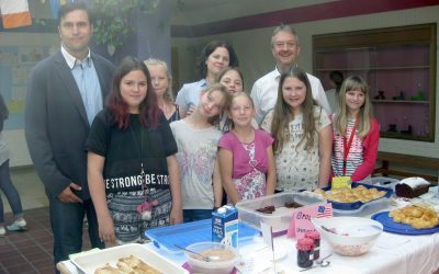 Internationales Frühstück in der Mittelschule