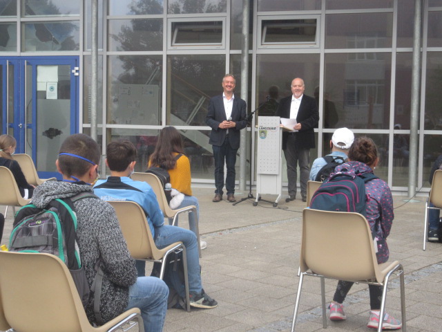 Die Franziska-Obermayr-Schule begrüßt 33 Schüler in den neuen 5. Klassen